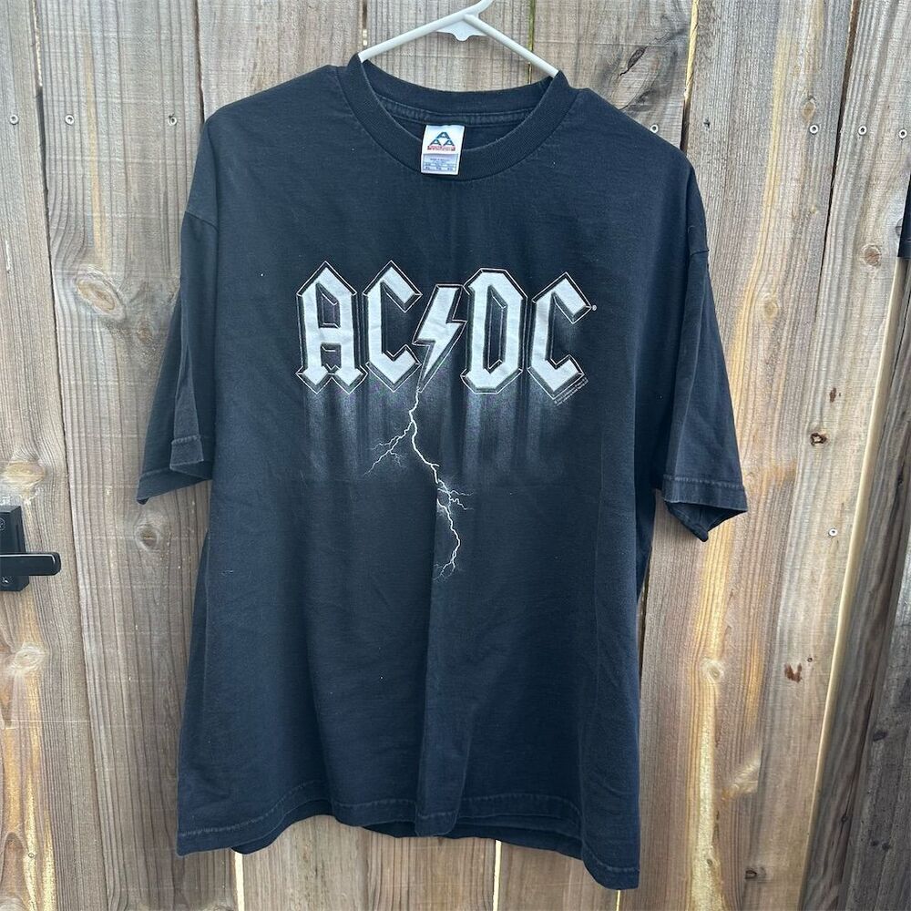 Vintage 2004 AC/DC Alstyle Men's XL Black Lightning Graphic T-Shirt Short Sleeve